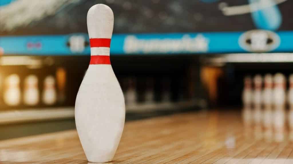 bowling-pins-weight-7-things-you-need-to-know-clever-bowling