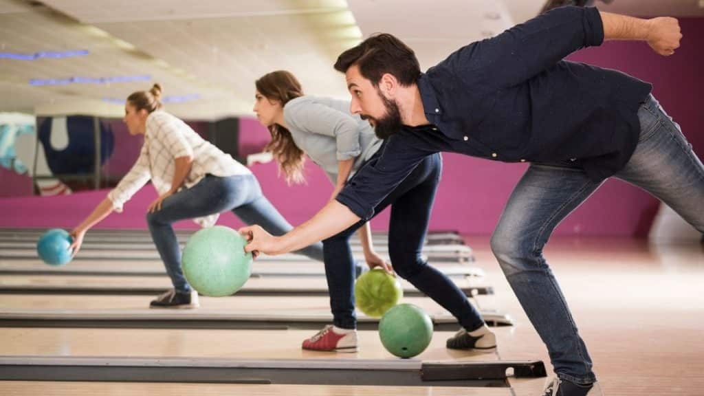 6 Bowling Skills You Will Gain Through Playing Clever Bowling